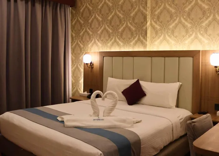 Mermaid Beach Hotel Llc