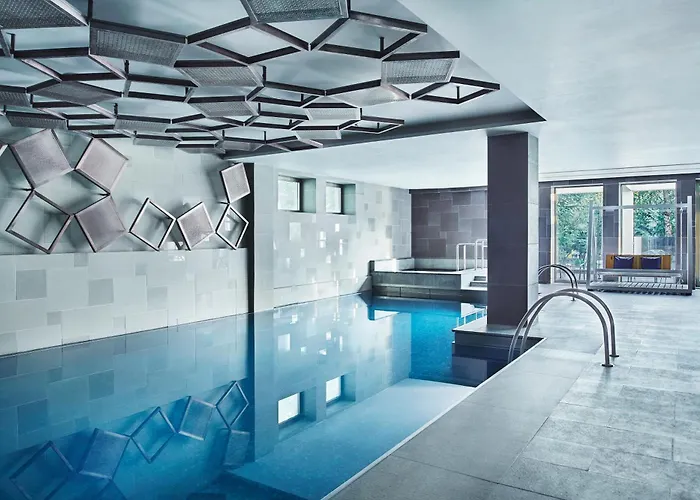 Metropol Palace, Belgrado