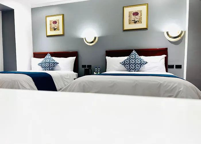 Casa Nueva Accel Hotel