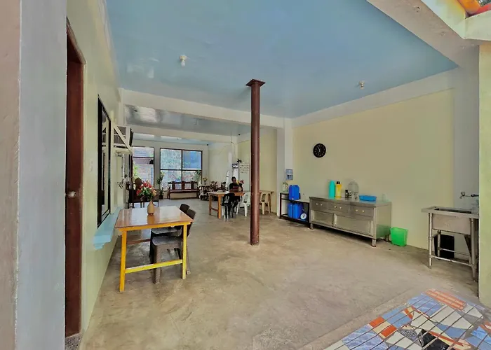 Carillo Guest House