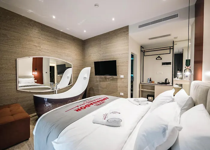 Ambasador Hotel