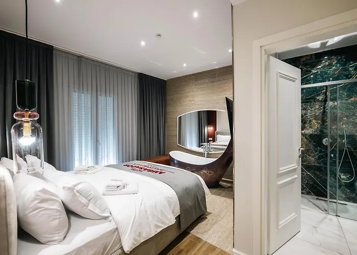 Ambasador Hotel