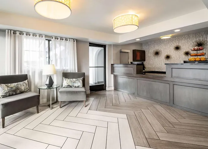 Best Western Los Alamitos Inn & Suites