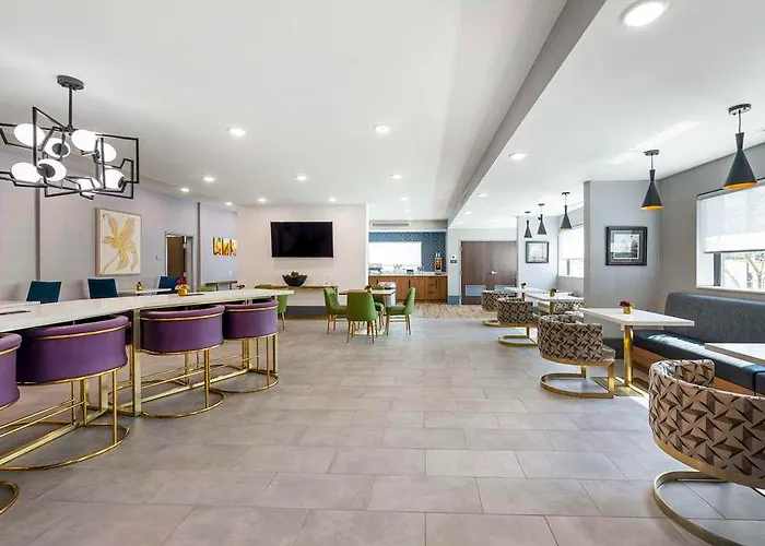Comfort Inn & Suites Gallatin - Nashville Metro