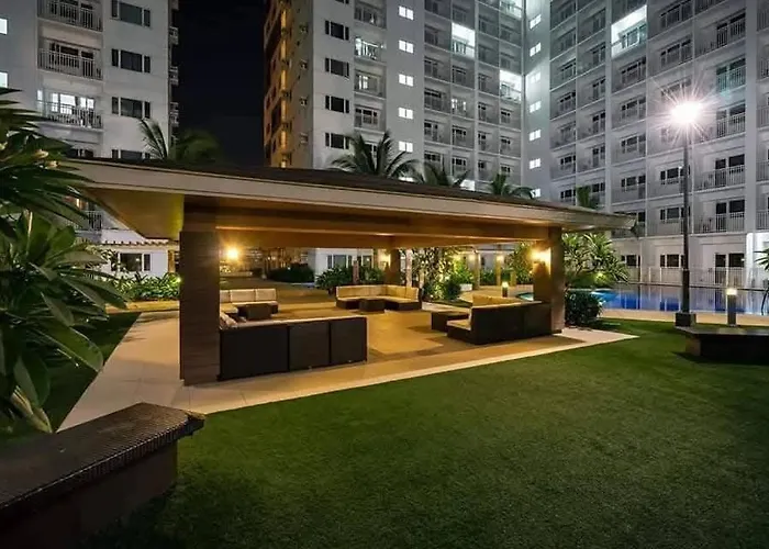 Emfress Suites