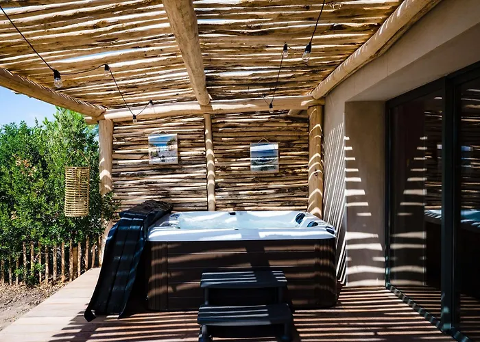 Le Hameau Des Pesquiers Ecolodge & Spa, Curio Collection By Hilton