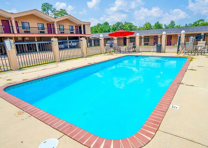 Oyo Hotel Opp Al, Floral Hwy