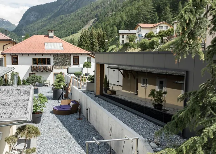 Hotel Baer & Post Zernez