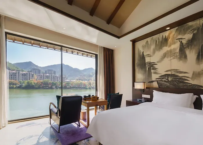 Huangshan Shanshuijian Wei Boutique Hotel