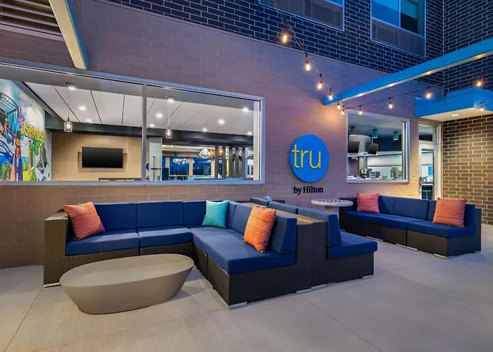Tru By Hilton Oshkosh