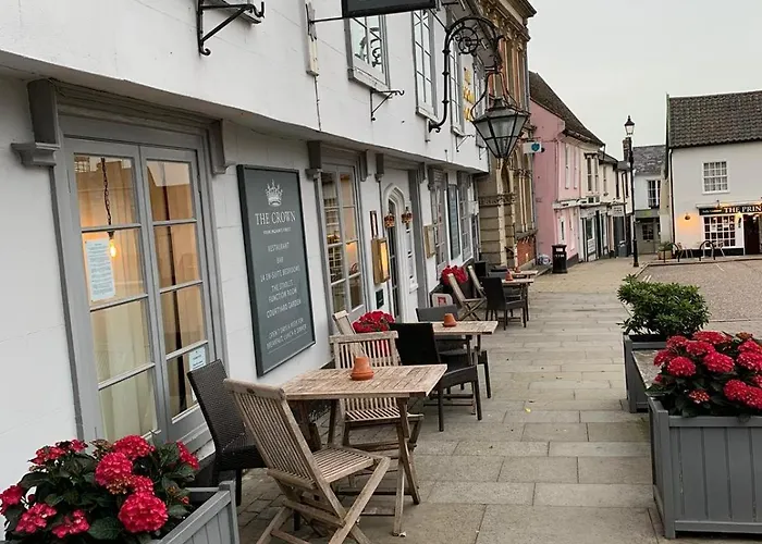 The Crown Hotel