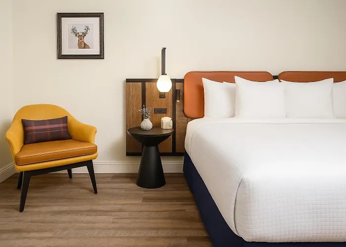 The Woodrose- Newly Renovated