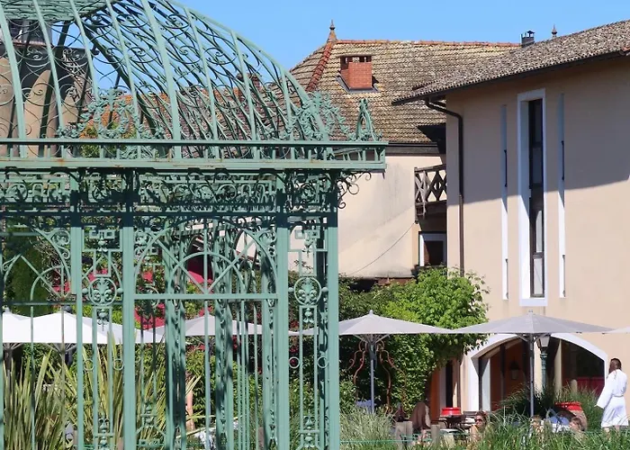 La Petite Parenthèse