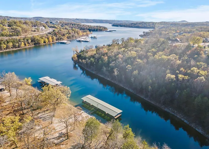 Studio Condo On Table Rock Lake W Access & Views-Free Tickets-