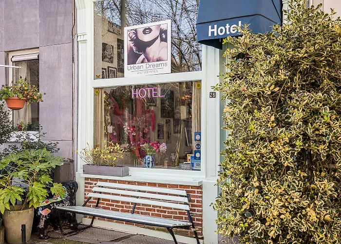 Hotel Urban Dreams