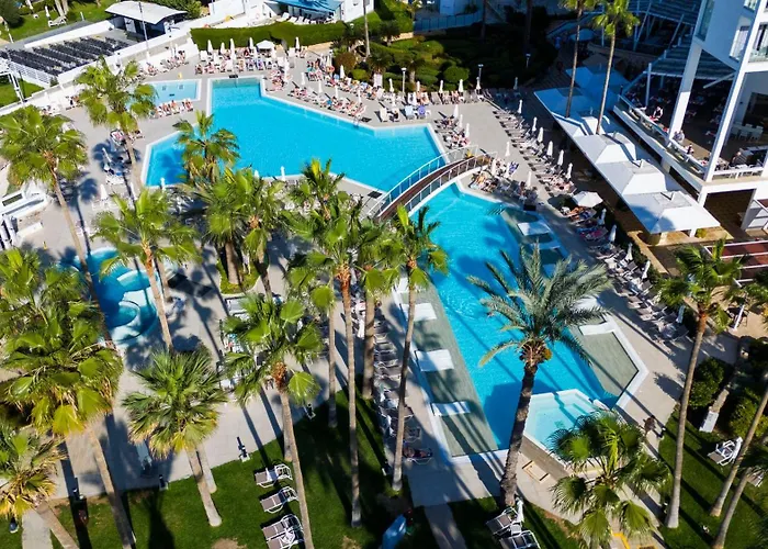 Leonardo Plaza Cypria Maris Beach Hotel & Spa (Adults Only)