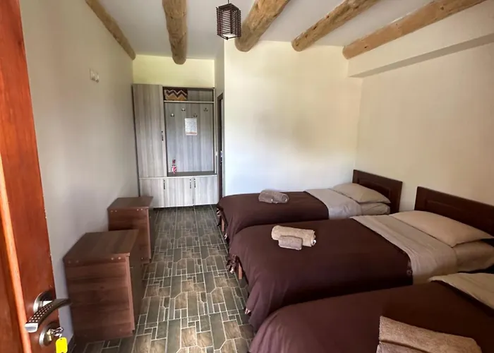 Guesthouse Lasharai