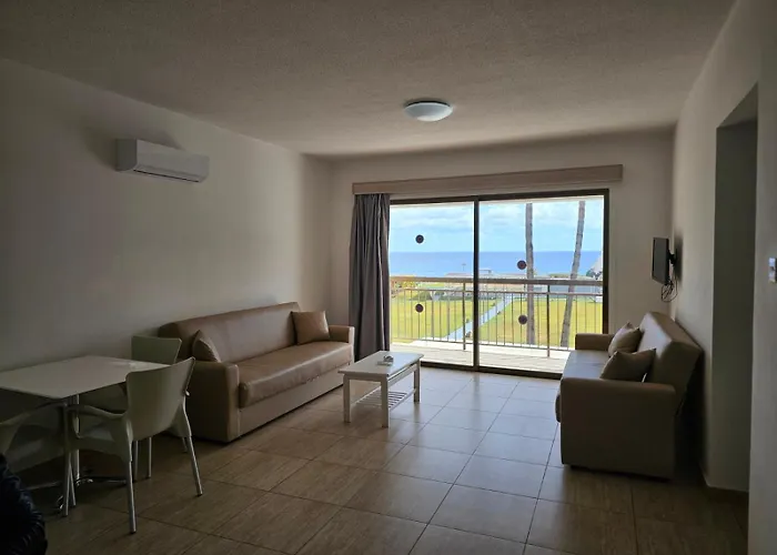 Penelope Beach Hotel Apts