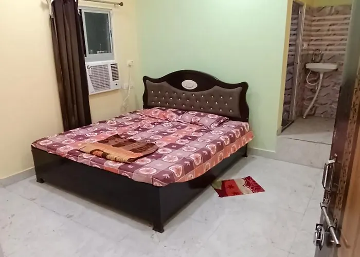 Hotel Deepak Palace