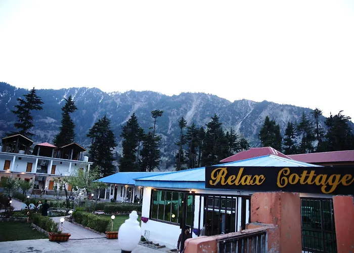 Relax Cottages & Resort Kalam