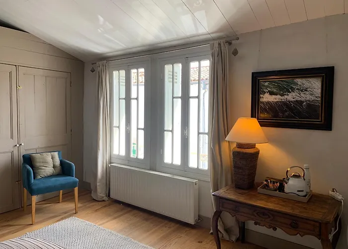 Maison Face Au Soleil