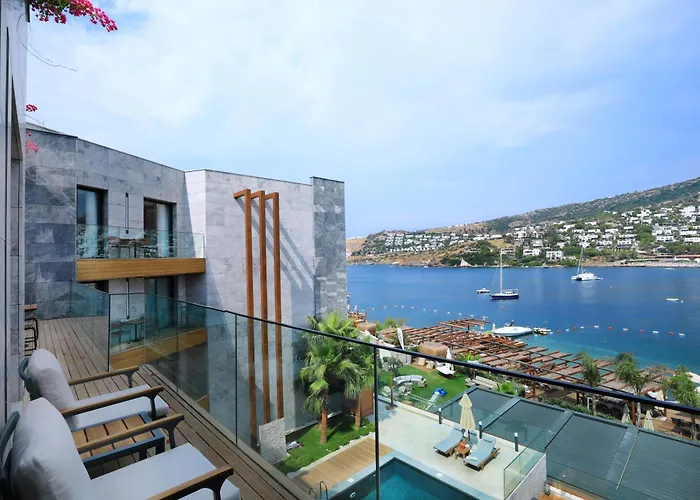 Mare Deluxe Residences & Villas