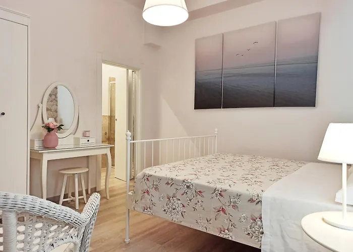 Colleoni 19 Parigi, Appartamento Superior Con Corte Privata