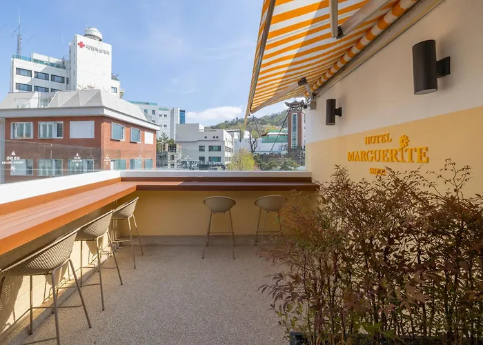 2025 Renovated- Hotel Marguerite