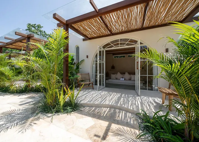 Mayiki Boutique Hotel