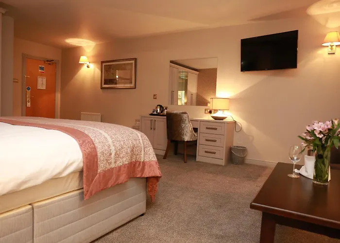 Mellon Country Inn Hotel