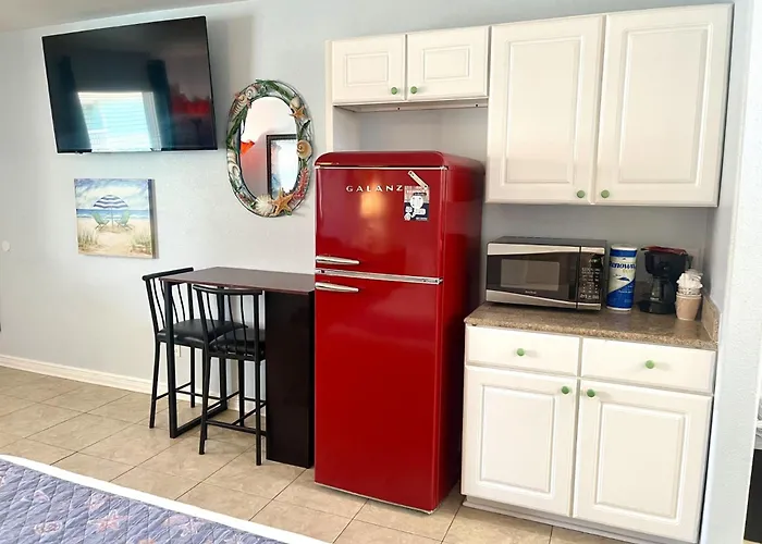 Beachgate Condo Suites And Hotel 435