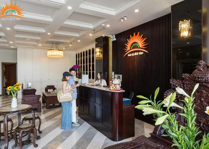 Khách sạn Solis Hotel