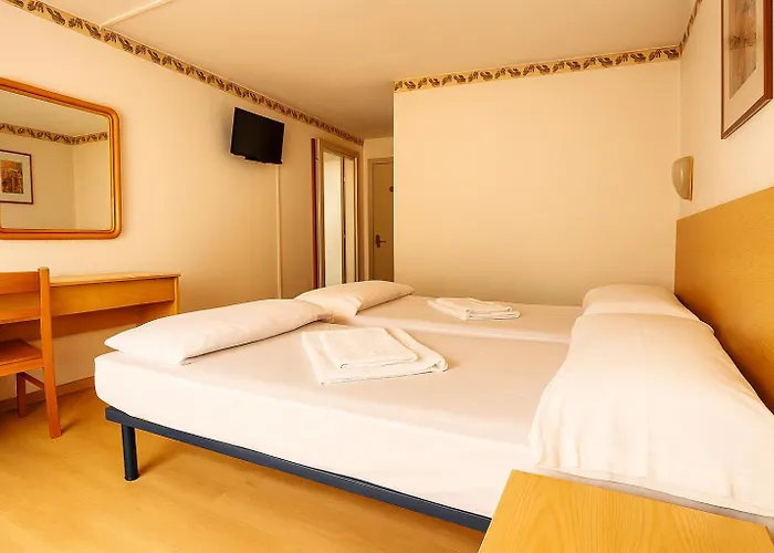 Hotel Modena Old Town
