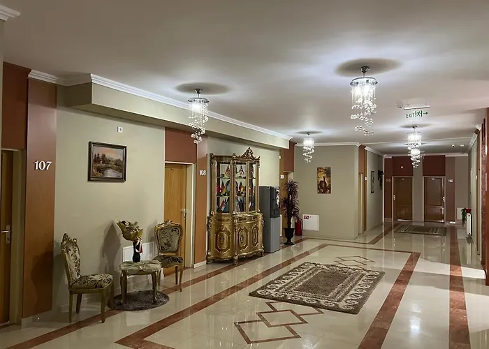 Hotel Yal Restaurant