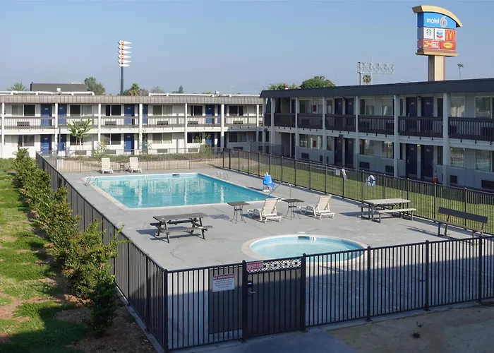 Motel 6-Claremont, Ca