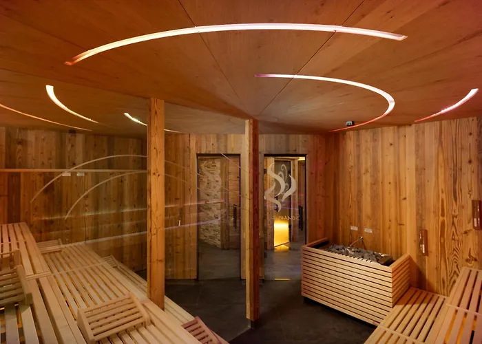Camino Rustic Chic Hotel