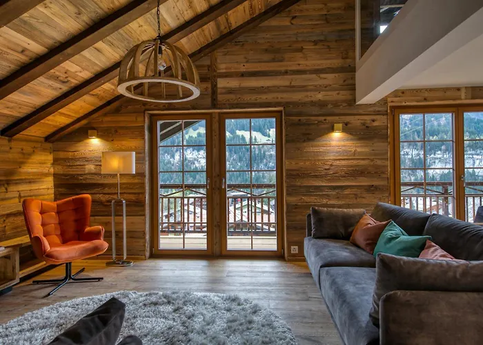 Heliantheme, The Lofty Penthouse