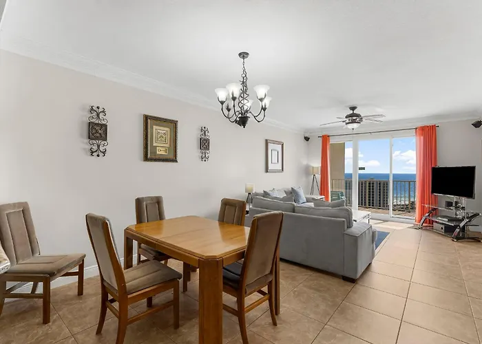 Beautiful Destin Beach View Condo