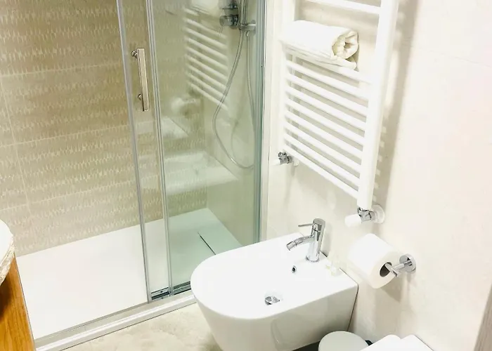 B&B Rival Room E Suite