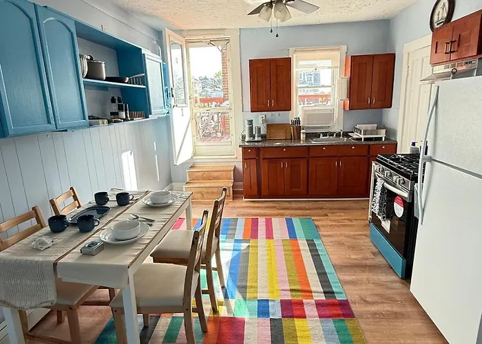 Ocean View Cozy Stay 3