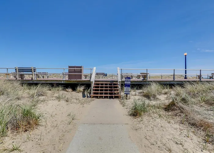 Walk To Beach & Dtwn: Apt In Ocean Grove