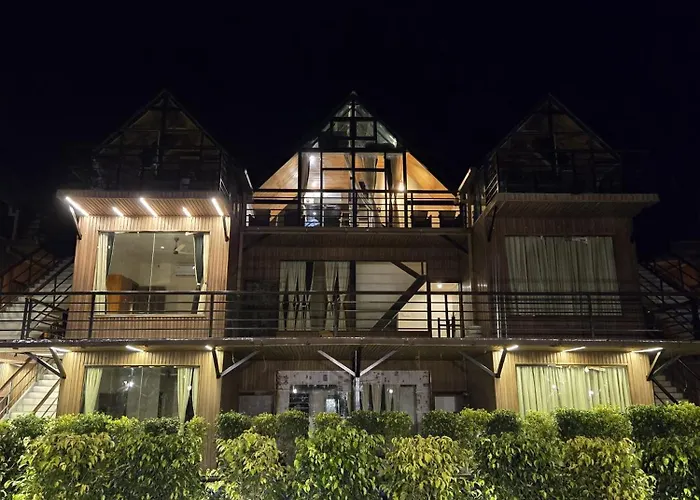 The Knight Resort