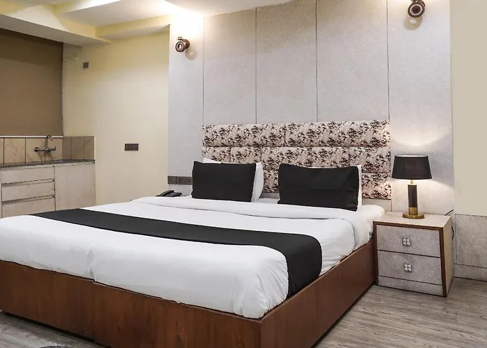 Hotel King A Family Hotel Near Igi Airport