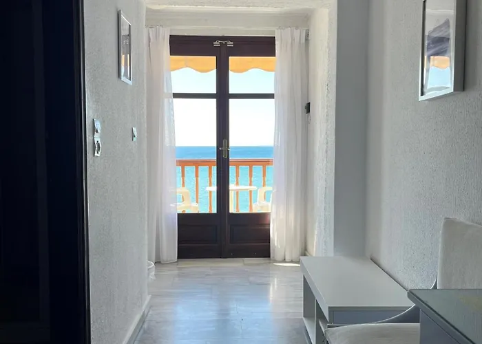 Potokaki Beachfront Hotel