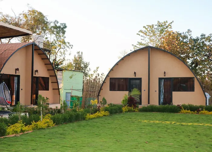 Panarpani Retreat Pachmarhi