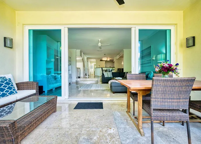 Laguna | Relaxing Family Oasis