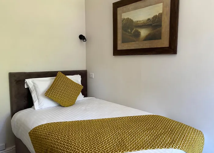 Hatherley Manor Hotel & Spa