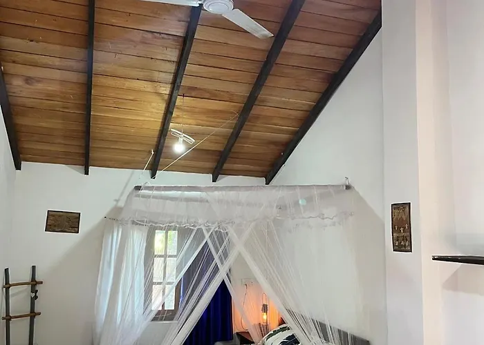 Margarita Village Kite School Kalpitiya