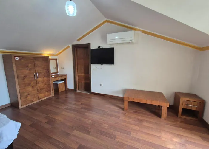Dinara Apart Hotel