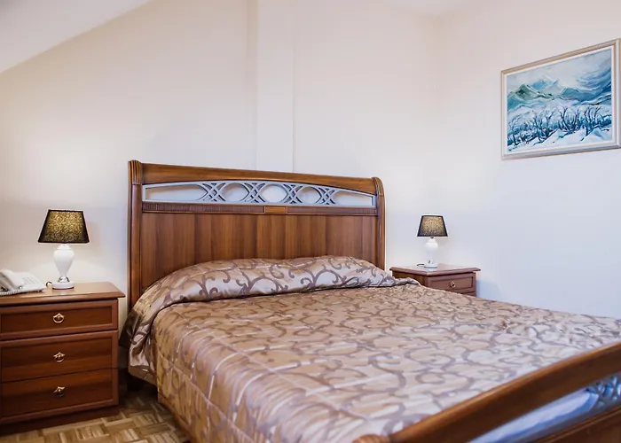 Hotel Bela Kuka - White House